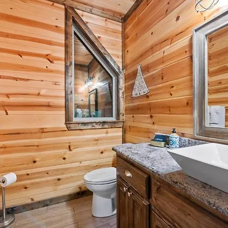 King Suite! Hot Tub, Arcade Games, L2 Ev, Fire Pit, Kids Playset, Ping Pong, Dog Friendly Broken Bow Extérieur photo