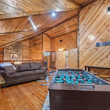 King Suite! Hot Tub, Arcade Games, L2 Ev, Fire Pit, Kids Playset, Ping Pong, Dog Friendly Broken Bow Extérieur photo